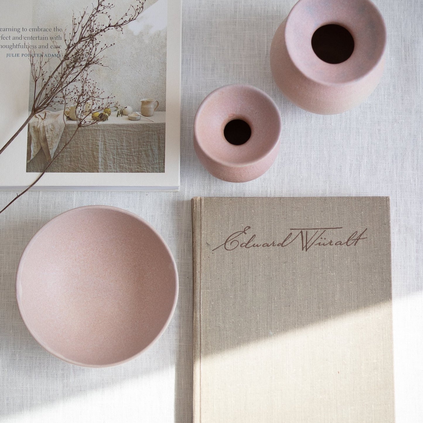 Bowl in pale pink No.2