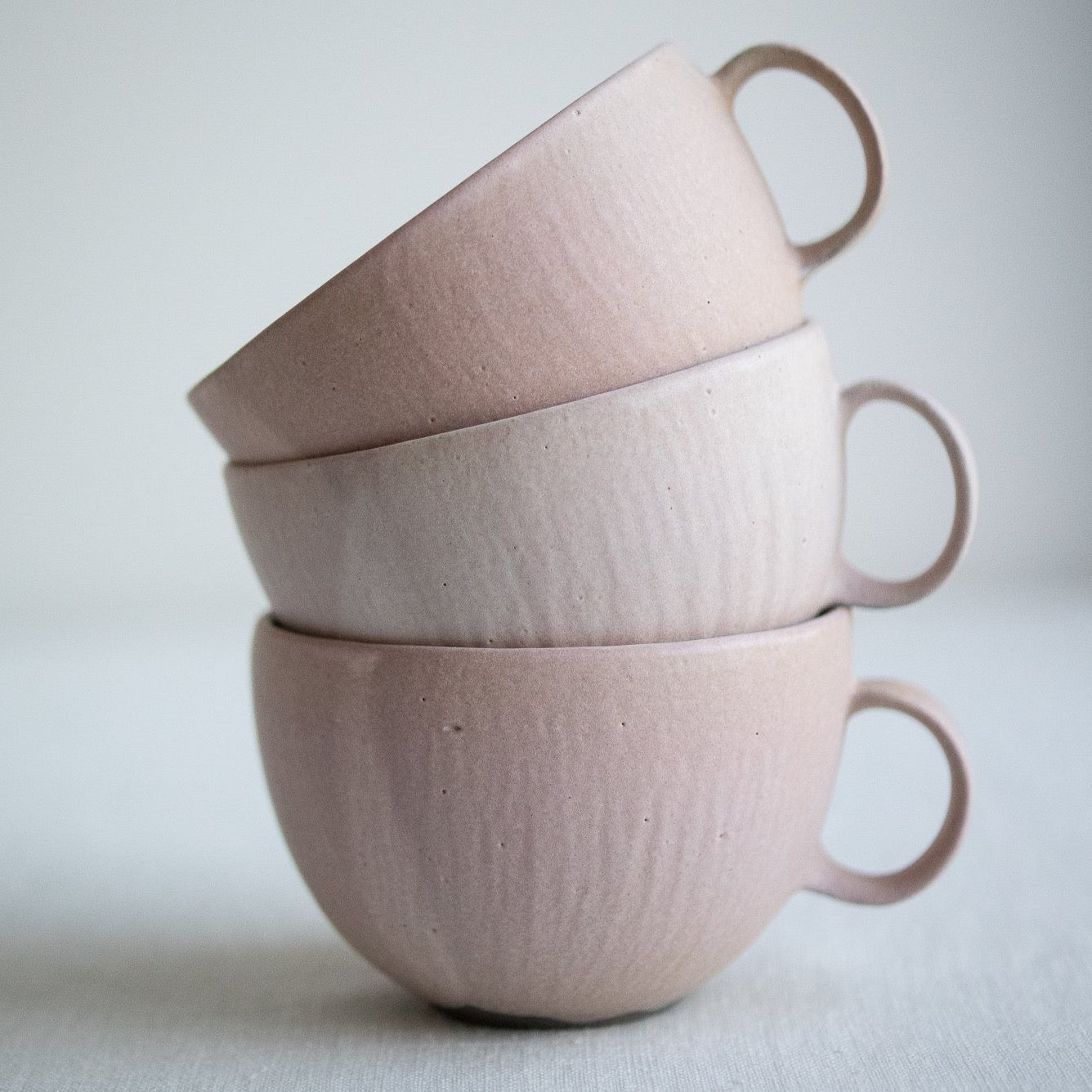 Cup in pale pink