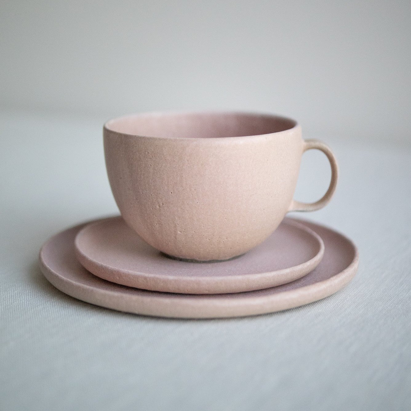 Cup in pale pink